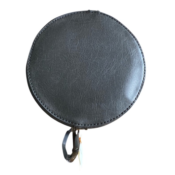 Matt & Nat Vintage Bucket Bag in Black - Picture 6 of 14